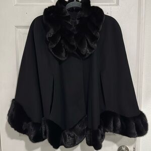 MiLADY FOURRURES - CUIRS Wool and Natural Fur Trim Black Cape Poncho  L  FRANCE